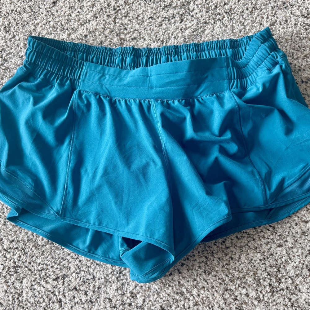 Lululemon Hotty Hot Shorts Hawaiian Blue size 14 - Picture 2 of 6